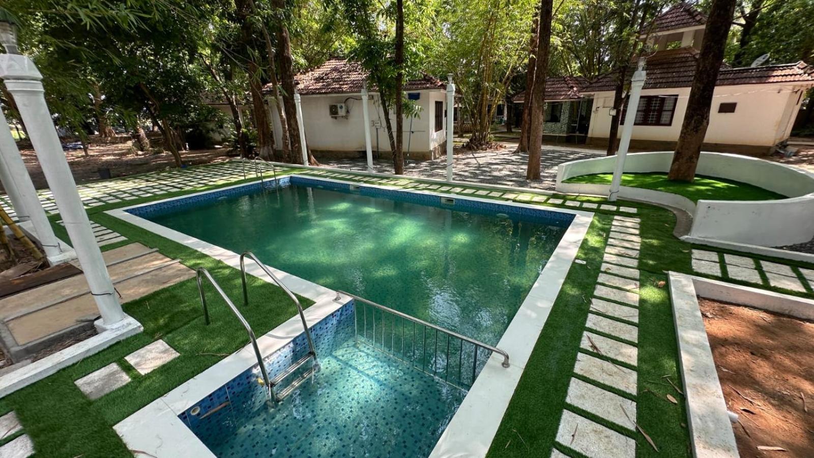 Surya Eco And Wedding Resort Thrissur Extérieur photo